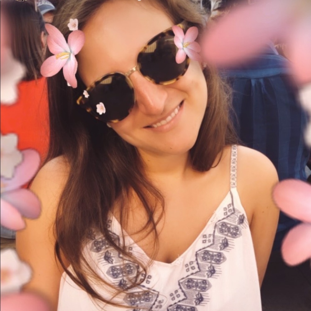 Meet your Posher, Catherine a.